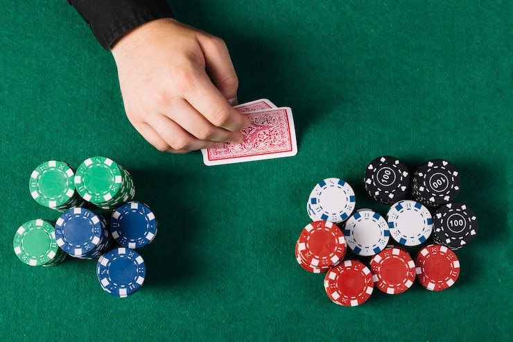 Bagan tingkat loyalitas danatoto125 menampilkan manfaat progresif dari Member hingga Diamond
